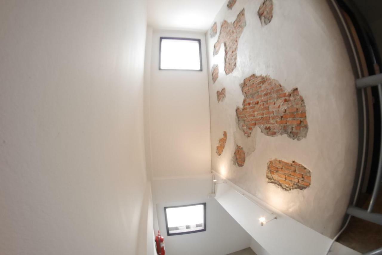 Fun Dee Hostel Ayutthaya Exterior photo